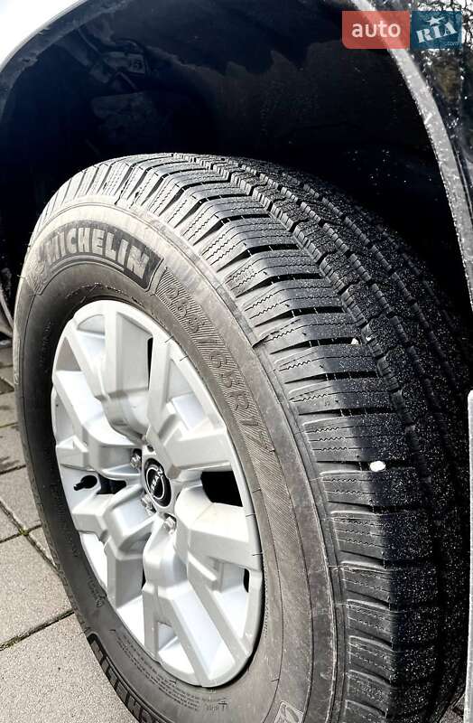 Пікап Nissan Frontier 2023 в Світловодську