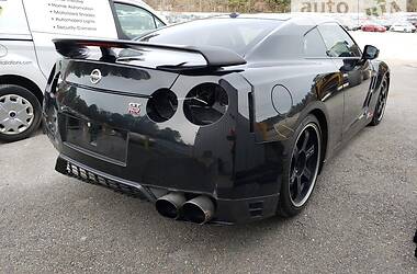 Купе Nissan GT-R 2014 в Києві