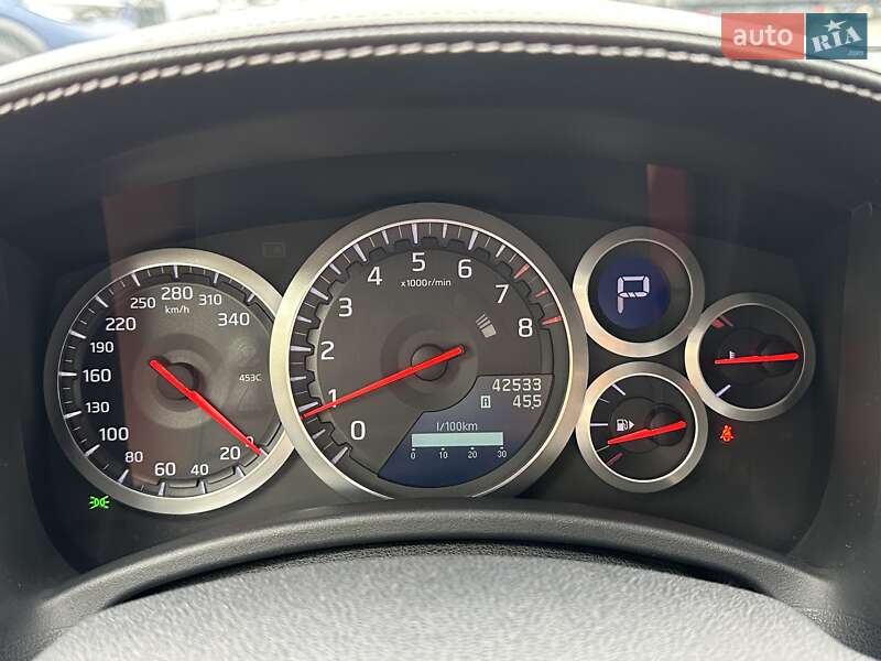 Купе Nissan GT-R 2013 в Києві