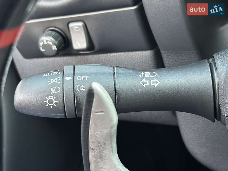Купе Nissan GT-R 2013 в Києві