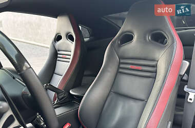 Купе Nissan GT-R 2013 в 