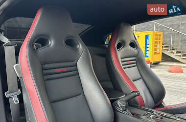 Купе Nissan GT-R 2013 в 