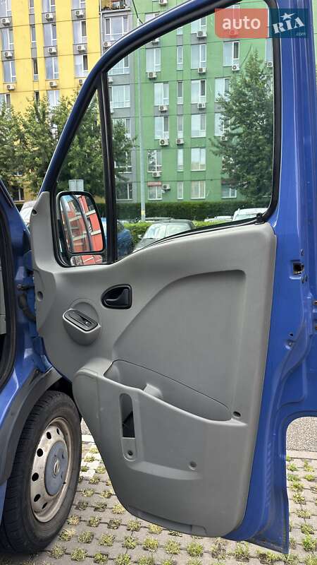 Другие грузовики Nissan Interstar 2004 в Киеве