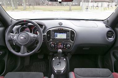 Внедорожник / Кроссовер Nissan Juke 2015 в 