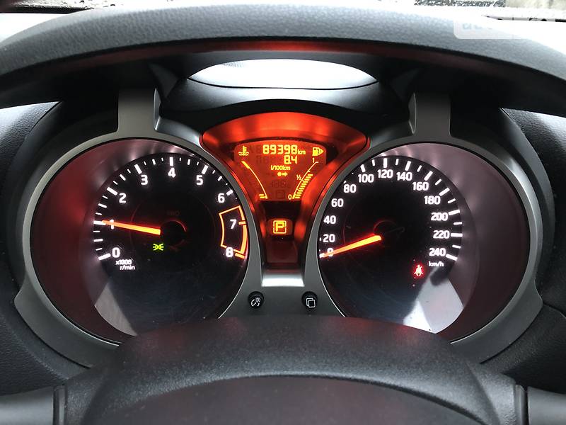 Внедорожник / Кроссовер Nissan Juke 2013 в Киеве