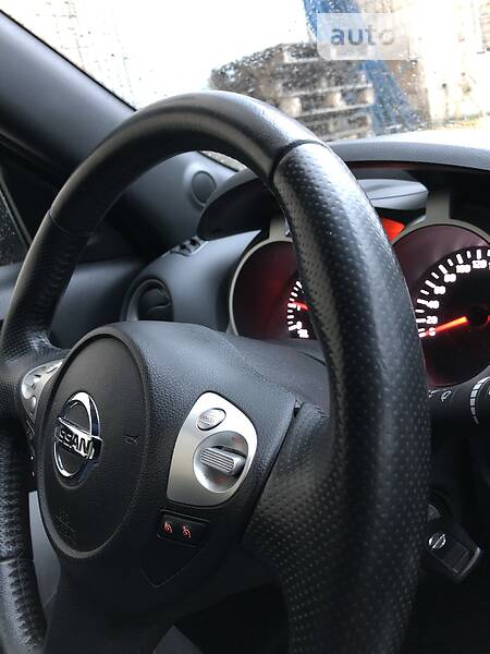 Внедорожник / Кроссовер Nissan Juke 2013 в Киеве