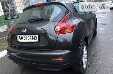 Позашляховик / Кросовер Nissan Juke 2013 в 