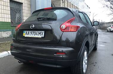Позашляховик / Кросовер Nissan Juke 2013 в 