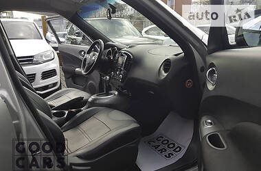 Позашляховик / Кросовер Nissan Juke 2011 в 