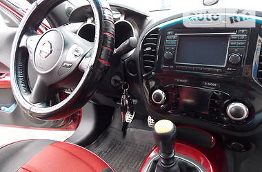 Внедорожник / Кроссовер Nissan Juke 2011 в Киеве