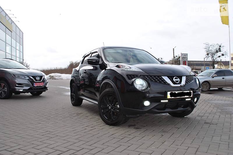 Позашляховик / Кросовер Nissan Juke 2017 в 