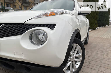 Позашляховик / Кросовер Nissan Juke 2013 в 