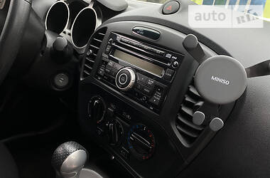 Позашляховик / Кросовер Nissan Juke 2013 в 