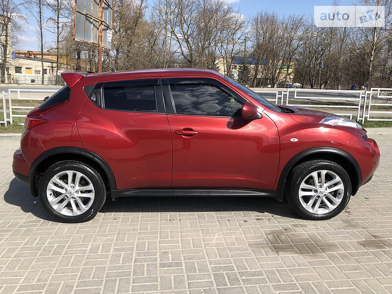 Позашляховик / Кросовер Nissan Juke 2014 в Тернополі