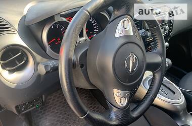 Позашляховик / Кросовер Nissan Juke 2013 в 