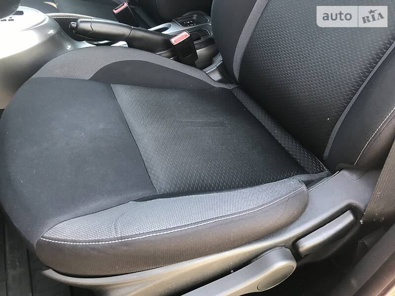 Позашляховик / Кросовер Nissan Juke 2018 в Києві