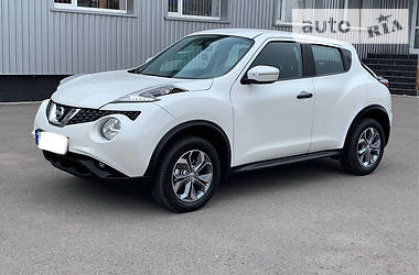 Позашляховик / Кросовер Nissan Juke 2016 в 