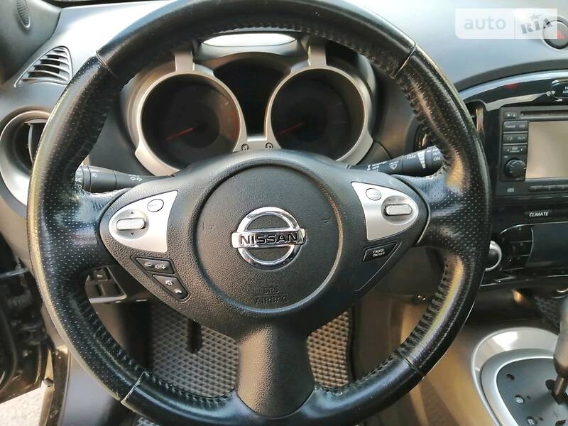 Позашляховик / Кросовер Nissan Juke 2012 в Києві