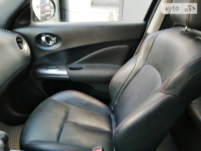 Позашляховик / Кросовер Nissan Juke 2012 в Києві