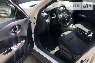 Позашляховик / Кросовер Nissan Juke 2012 в 