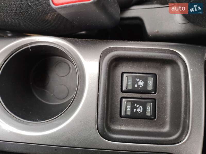 Внедорожник / Кроссовер Nissan Juke 2011 в Одессе фото 36 Внедорожник / Кроссовер Nissan Juke 2011 в Одессе