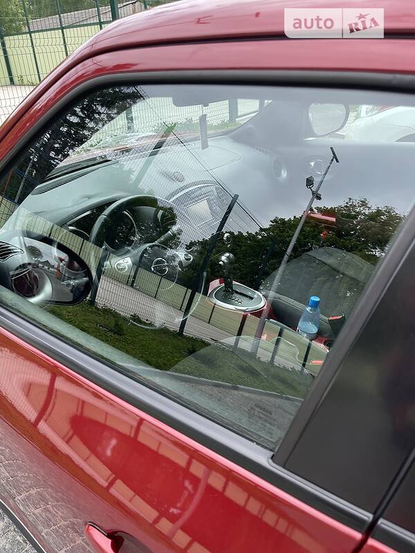 Позашляховик / Кросовер Nissan Juke 2012 в Коростишеві фото 3 Позашляховик / Кросовер Nissan Juke 2012 в Коростишеві