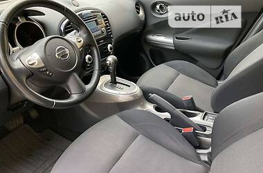 Внедорожник / Кроссовер Nissan Juke 2012 в 