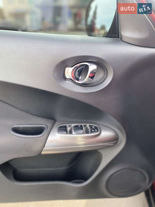 Внедорожник / Кроссовер Nissan Juke 2012 в Гайвороне