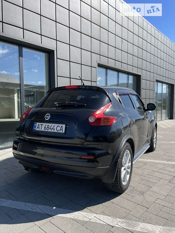 Внедорожник / Кроссовер Nissan Juke 2012 в Тячеве