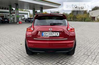 Внедорожник / Кроссовер Nissan Juke 2013 в 