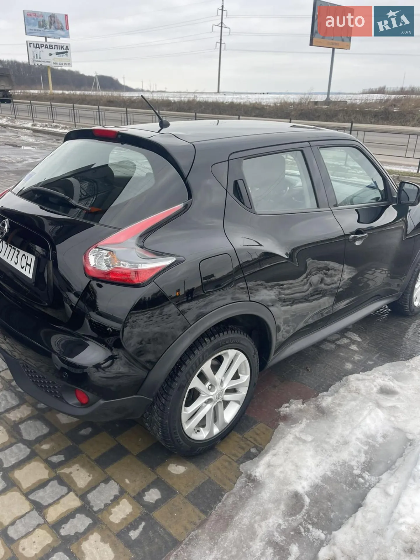 2017 Nissan Juke - мініатюра 2