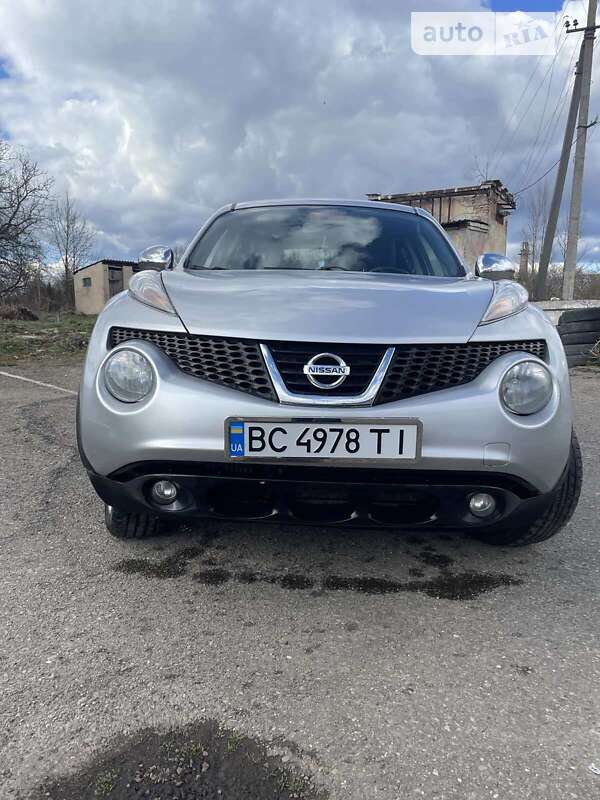 Позашляховик / Кросовер Nissan Juke 2012 в Львові