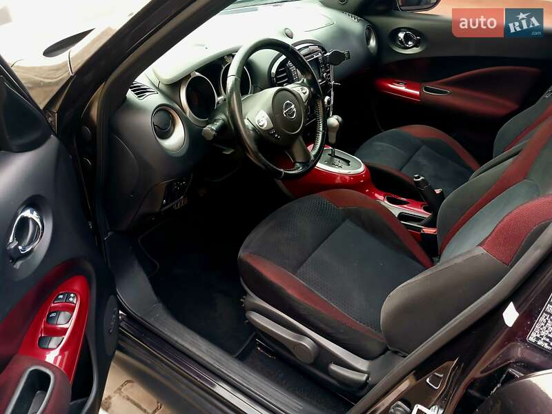 Позашляховик / Кросовер Nissan Juke 2015 в Києві