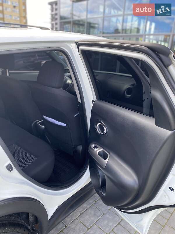 Позашляховик / Кросовер Nissan Juke 2018 в Івано-Франківську