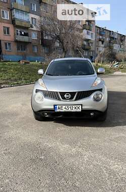 Внедорожник / Кроссовер Nissan Juke 2011 в Каменском