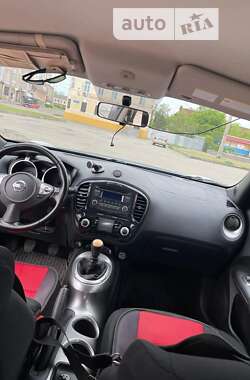 Внедорожник / Кроссовер Nissan Juke 2011 в Харькове