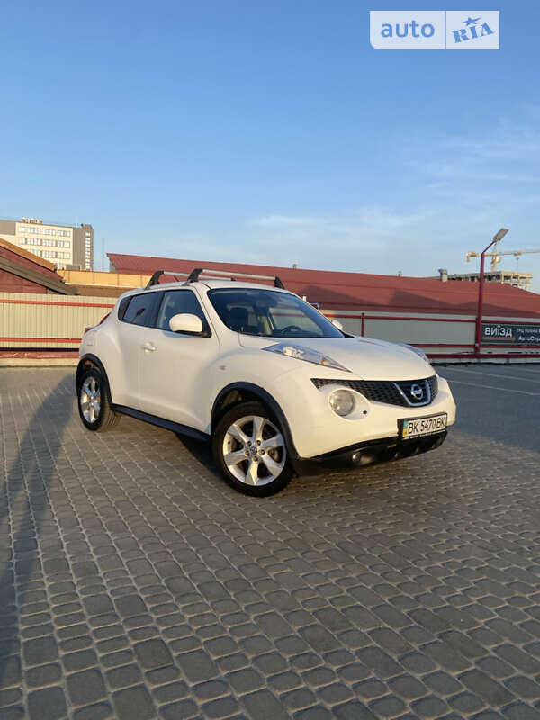 Внедорожник / Кроссовер Nissan Juke 2011 в Львове