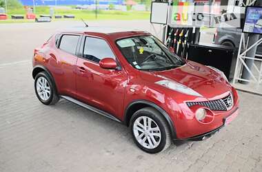 Внедорожник / Кроссовер Nissan Juke 2012 в Дубно