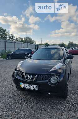 Позашляховик / Кросовер Nissan Juke 2014 в Києві