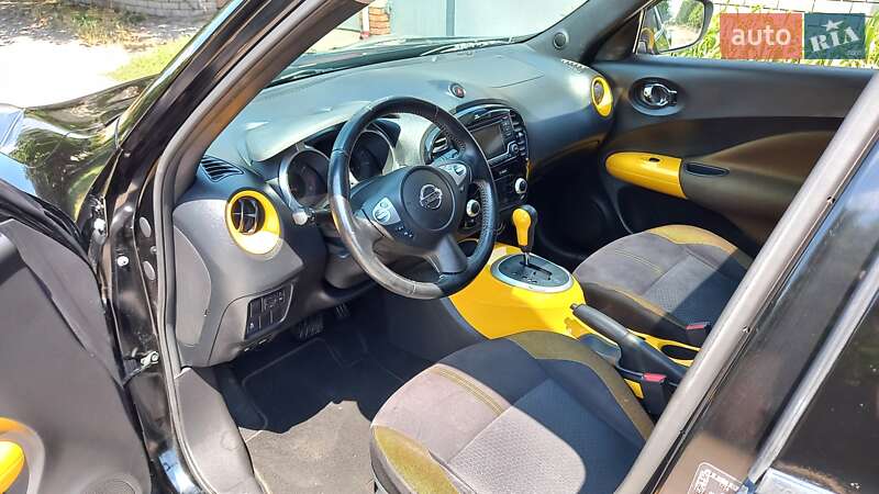 Позашляховик / Кросовер Nissan Juke 2016 в Дніпрі