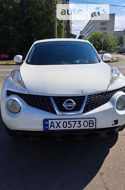 Внедорожник / Кроссовер Nissan Juke 2013 в Харькове