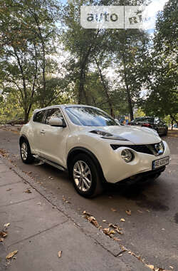 Внедорожник / Кроссовер Nissan Juke 2012 в Каменском