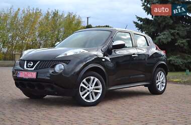 Внедорожник / Кроссовер Nissan Juke 2010 в Хороле