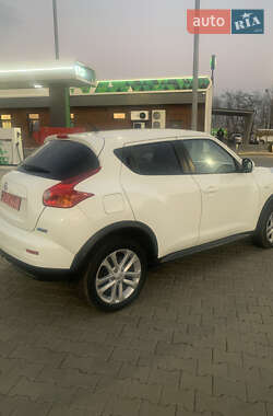 Внедорожник / Кроссовер Nissan Juke 2011 в Луцке