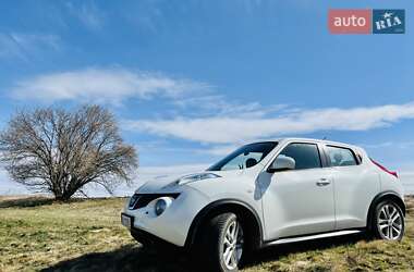 Позашляховик / Кросовер Nissan Juke 2013 в Києві