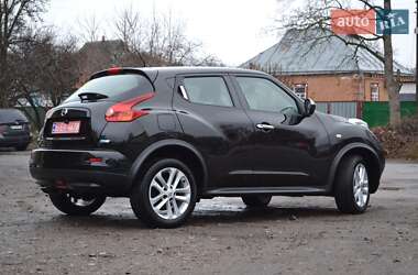 Позашляховик / Кросовер Nissan Juke 2010 в Хоролі