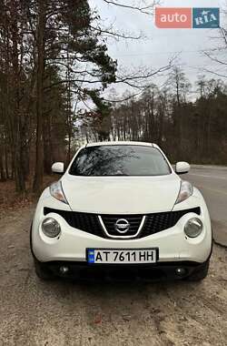 Внедорожник / Кроссовер Nissan Juke 2012 в 