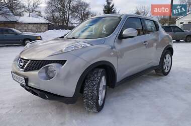 Внедорожник / Кроссовер Nissan Juke 2012 в Глухове