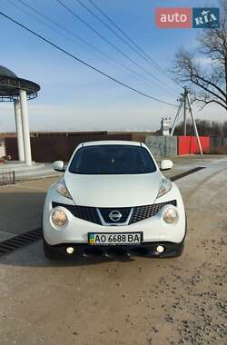 Позашляховик / Кросовер Nissan Juke 2011 в Мукачевому