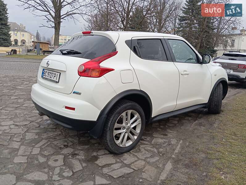 Позашляховик / Кросовер Nissan Juke 2011 в Львові